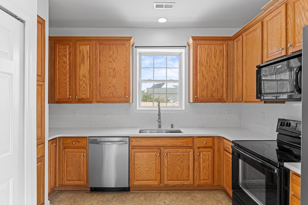 4 Maravista Ave #NA - Photo 2 of 28