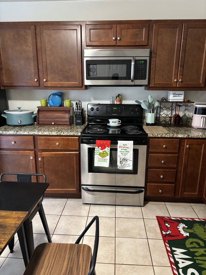 34 Circuit St #15 - Photo 2 of 8