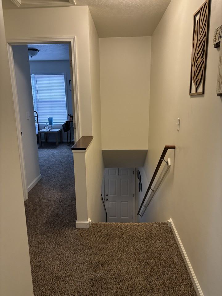 34 Circuit St #15 - Photo 5 of 8