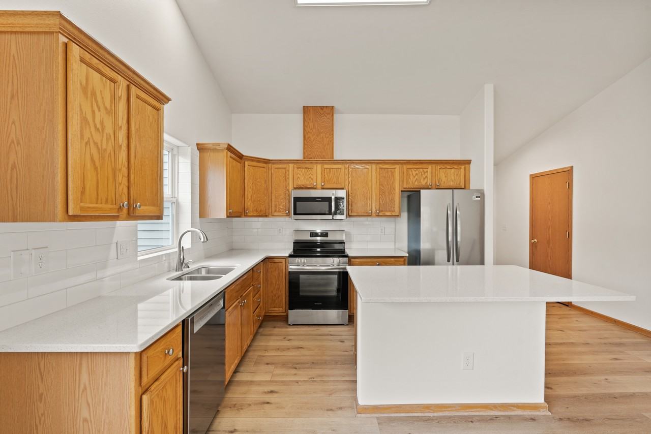 13 Redtail Ct #NA - Photo 2 of 35