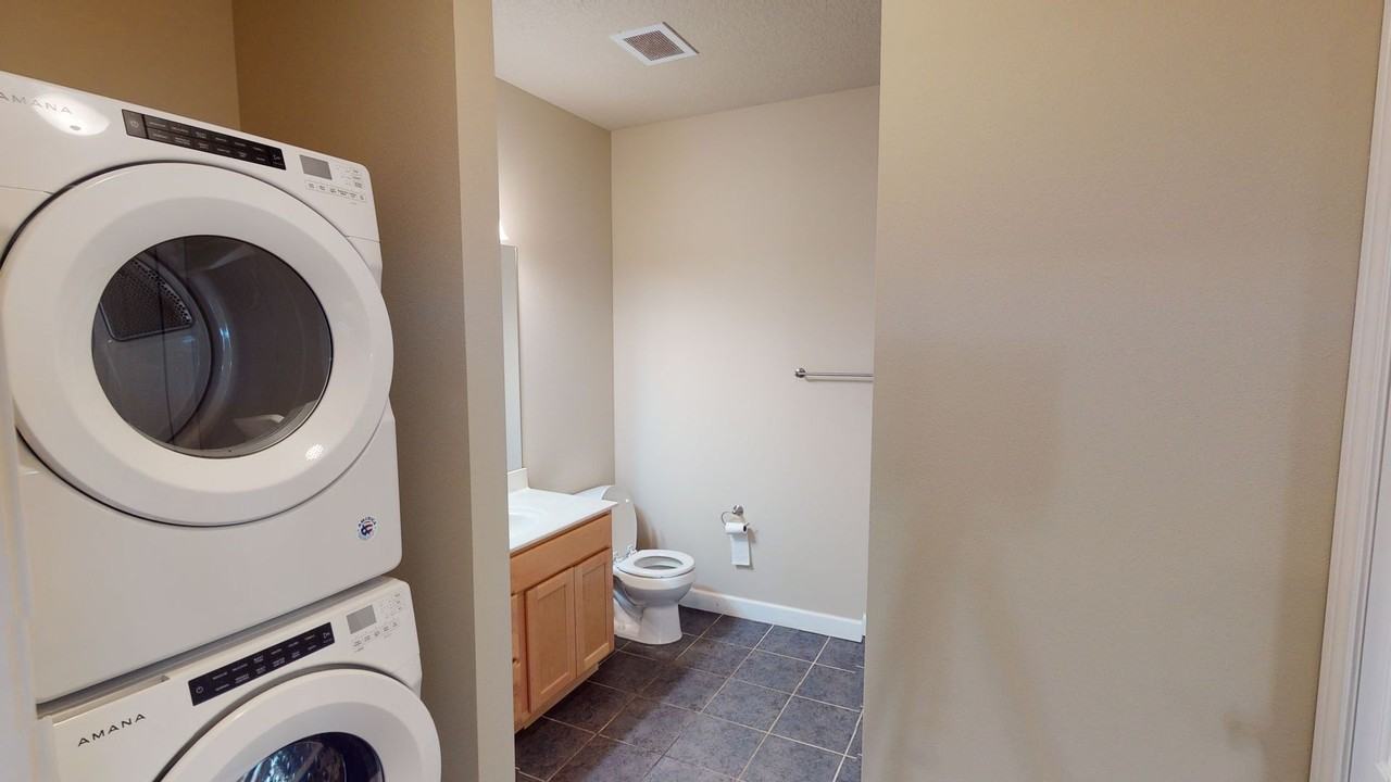 117 Crystal St - Photo 7 of 21