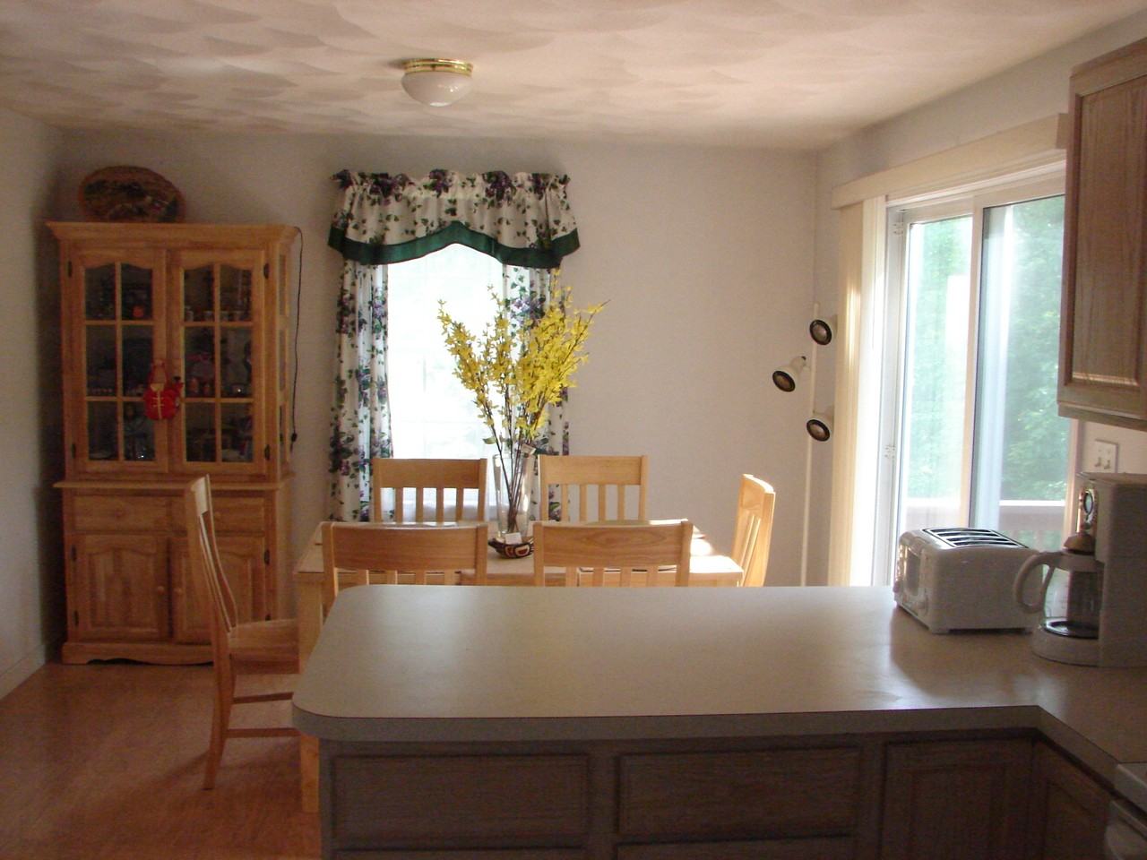 43 Juniper St #1 - Photo 3 of 6