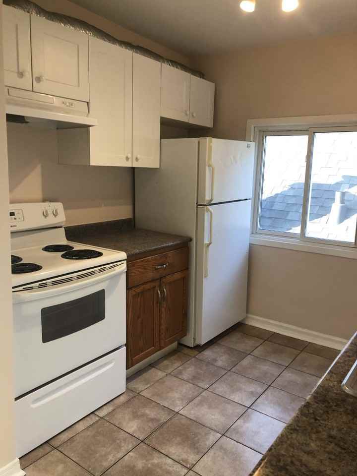 King St E & Stirton St - Photo 6 of 9