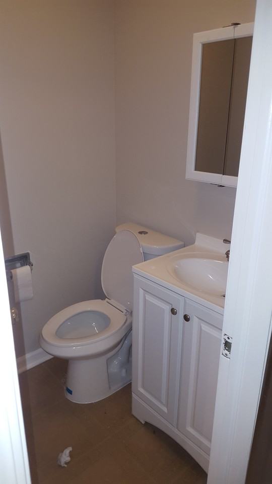 2132 Rugen Rd #C - Photo 4 of 44