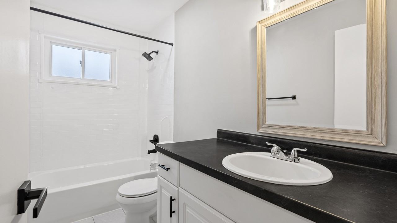 15285 Buck St #1 - Photo 6 of 12