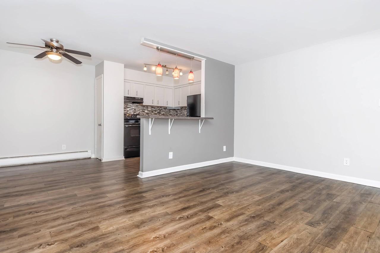 South and Madison - Photo 3 of 71