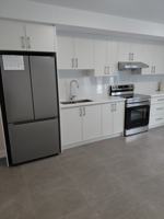 featured image of 988 Ossington Avenue