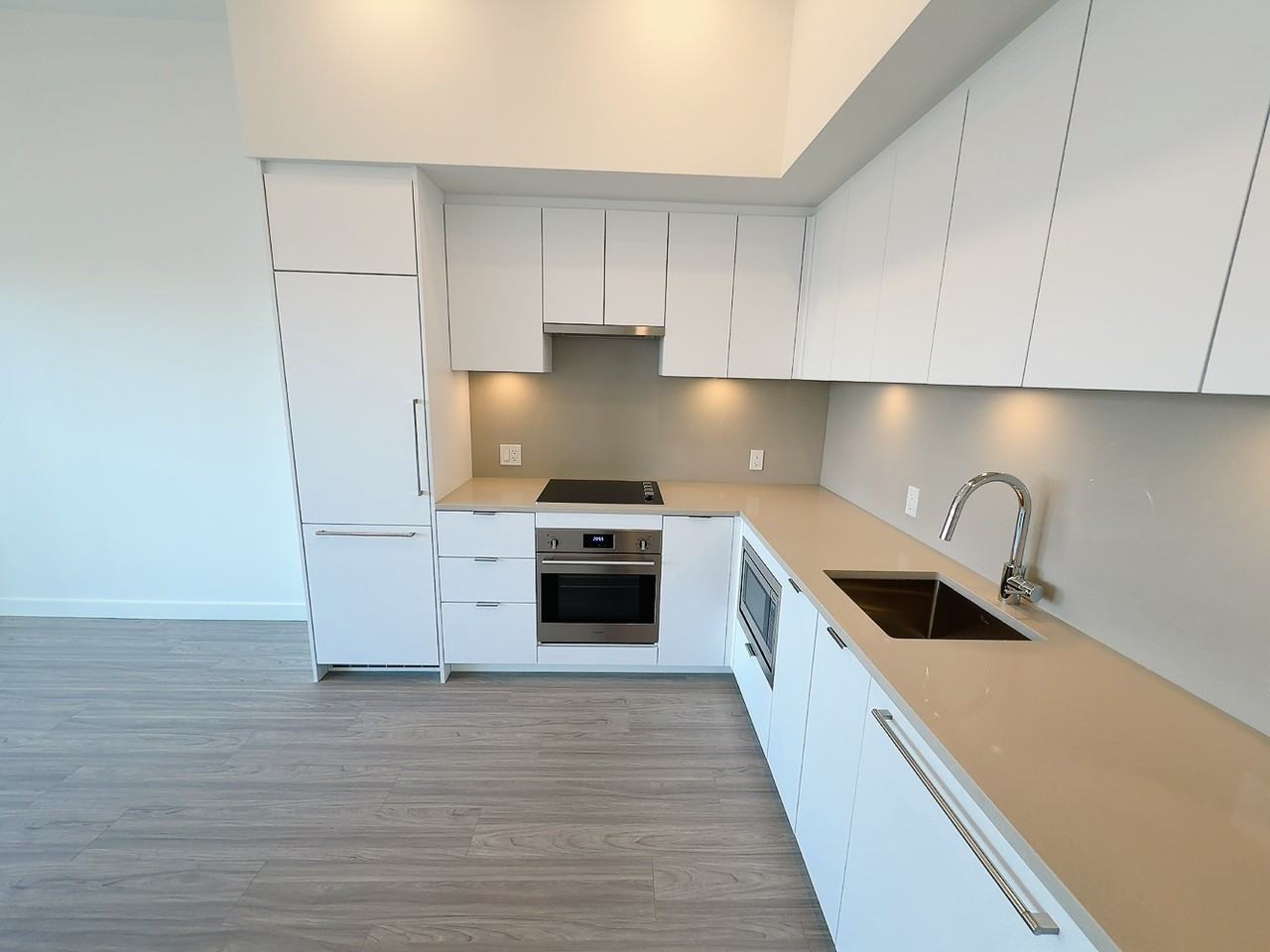 13675 107A Avenue #4th Floor - Photo 4 of 23