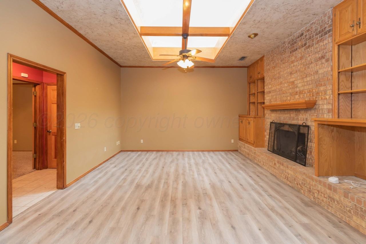 3454 Gladstone Ln - Photo 3 of 19