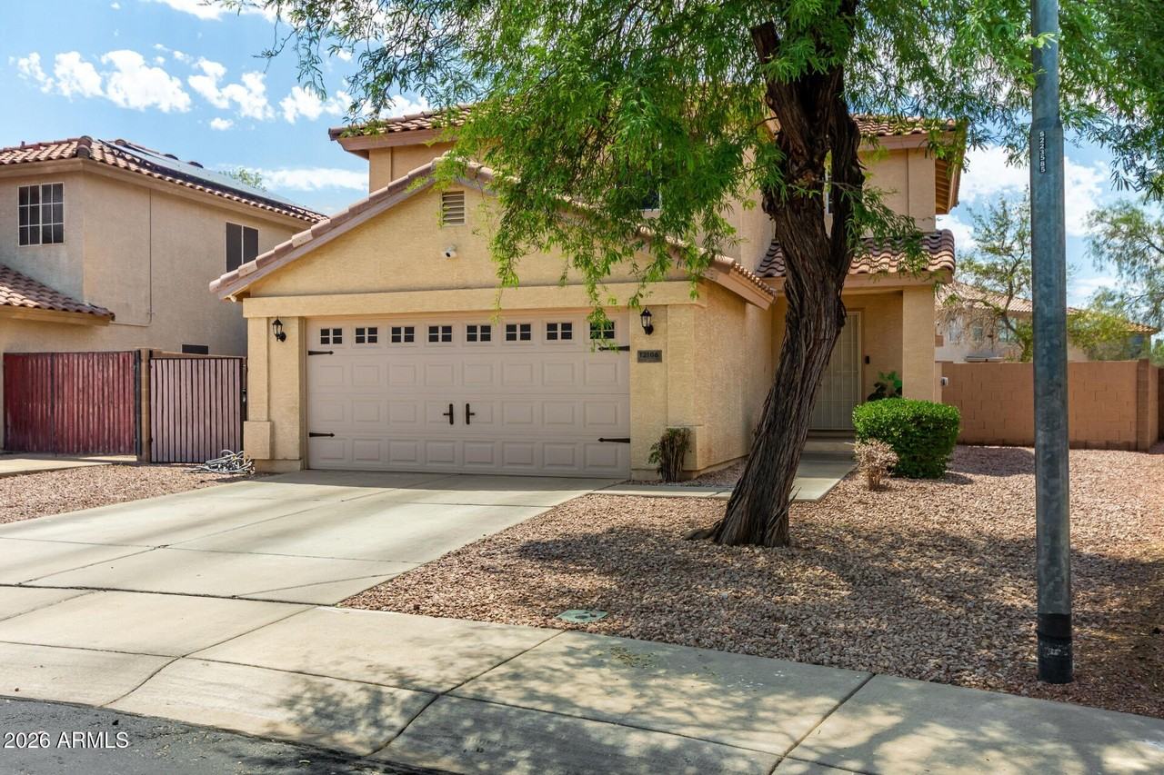 12106 N 128th Ave - Photo 3 of 42