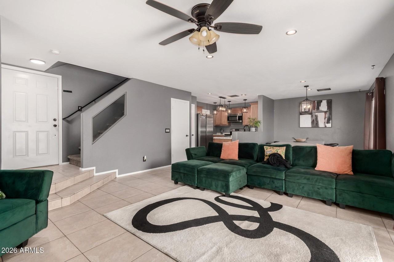 12106 N 128th Ave - Photo 7 of 42