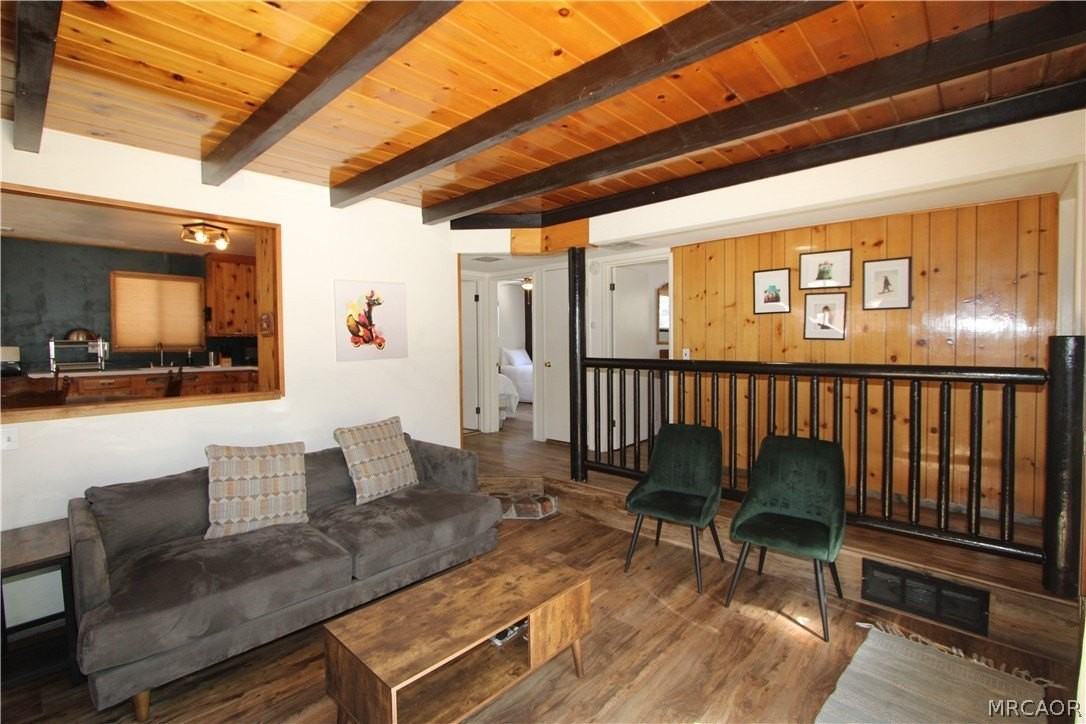 406 Quail Dr - Photo 4 of 28