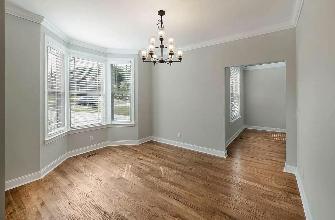 8028 Burgundy Cir - Photo 5 of 40