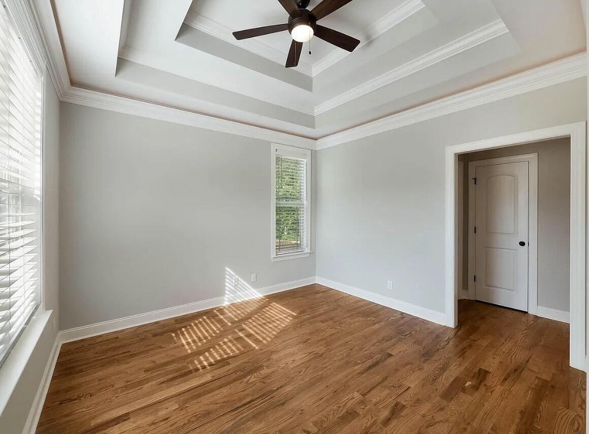 8028 Burgundy Cir - Photo 7 of 40