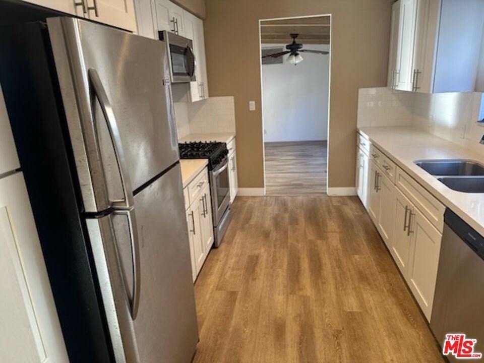 5832 S Sherbourne Dr - Photo 6 of 11