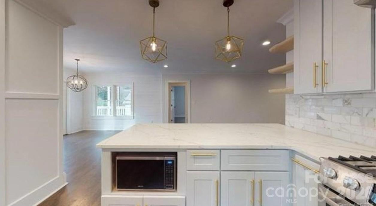 1238 Yale Pl - Photo 7 of 16