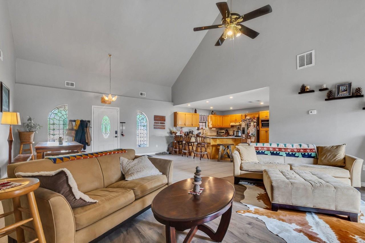 10009 Calle De Celestino - Photo 7 of 36