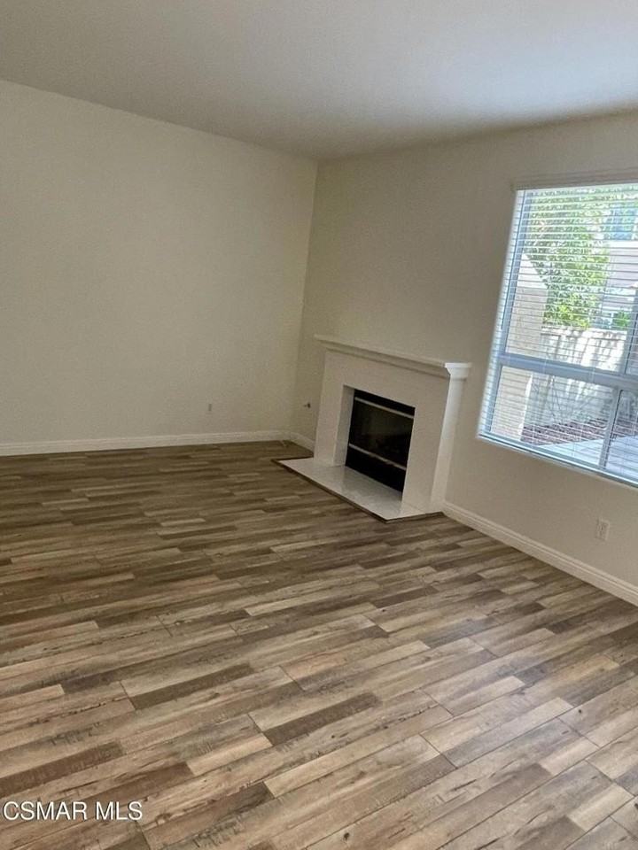 4922 Santo Dr - Photo 7 of 35