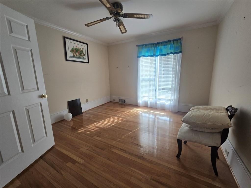 2386 Muirfield Way - Photo 7 of 21