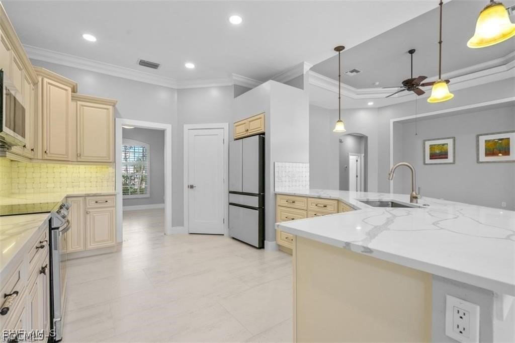 16113 Coco Hammock Way - Photo 3 of 16