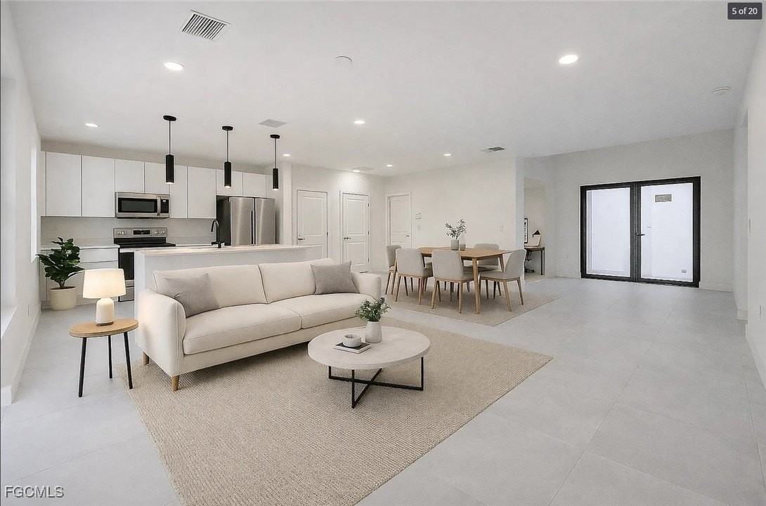 3327 12th St W - Photo 5 of 18