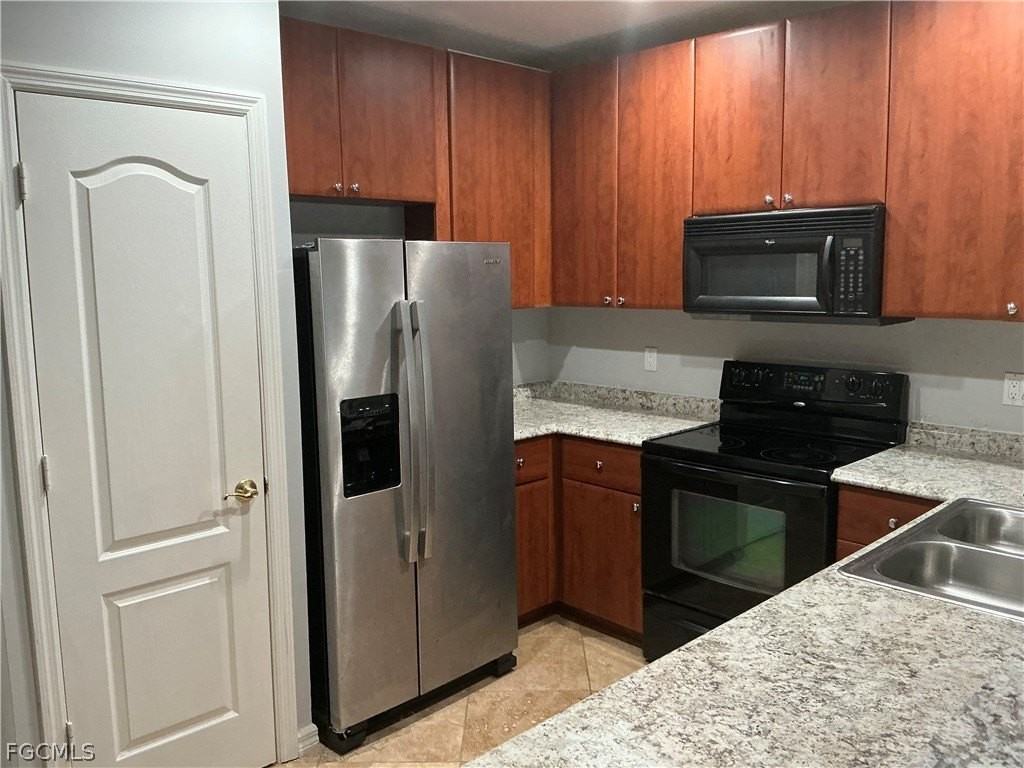 8667 Athena Ct - Photo 2 of 19