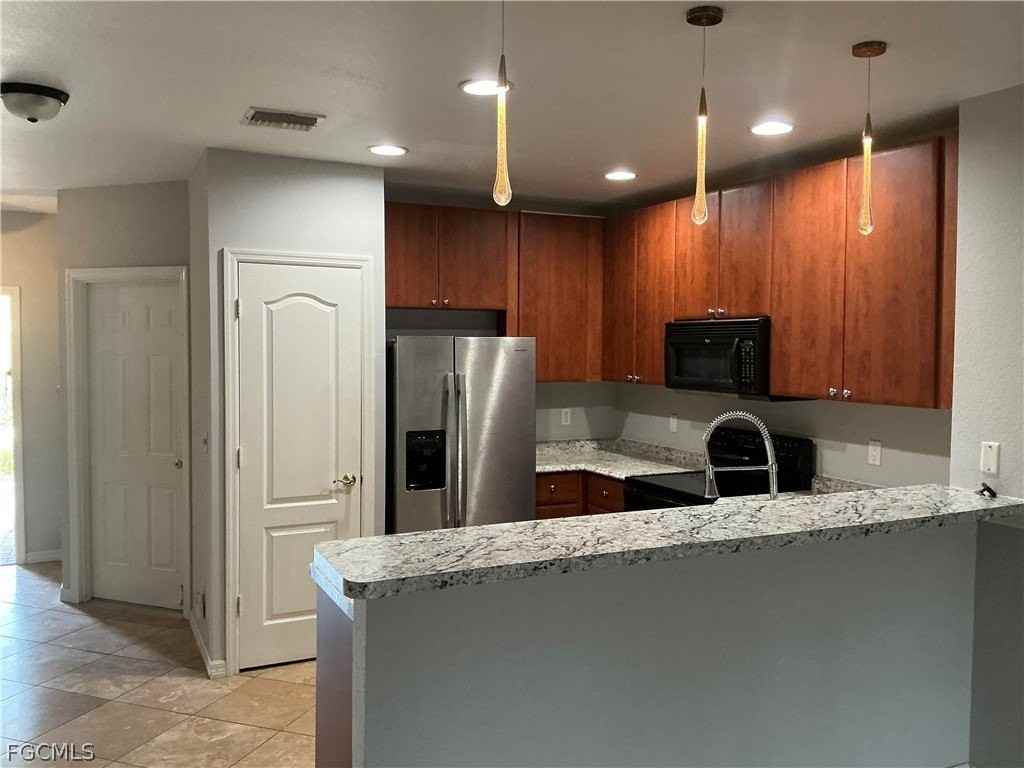 8667 Athena Ct - Photo 3 of 19