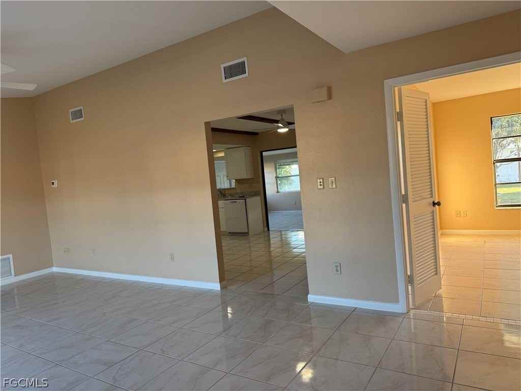 234 Oakside St - Photo 2 of 13