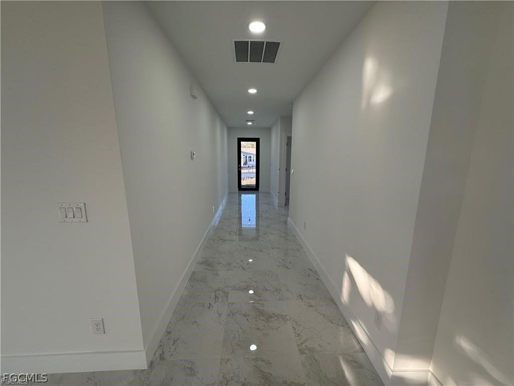 1706 Nw 19th Ter - Photo 2 of 15