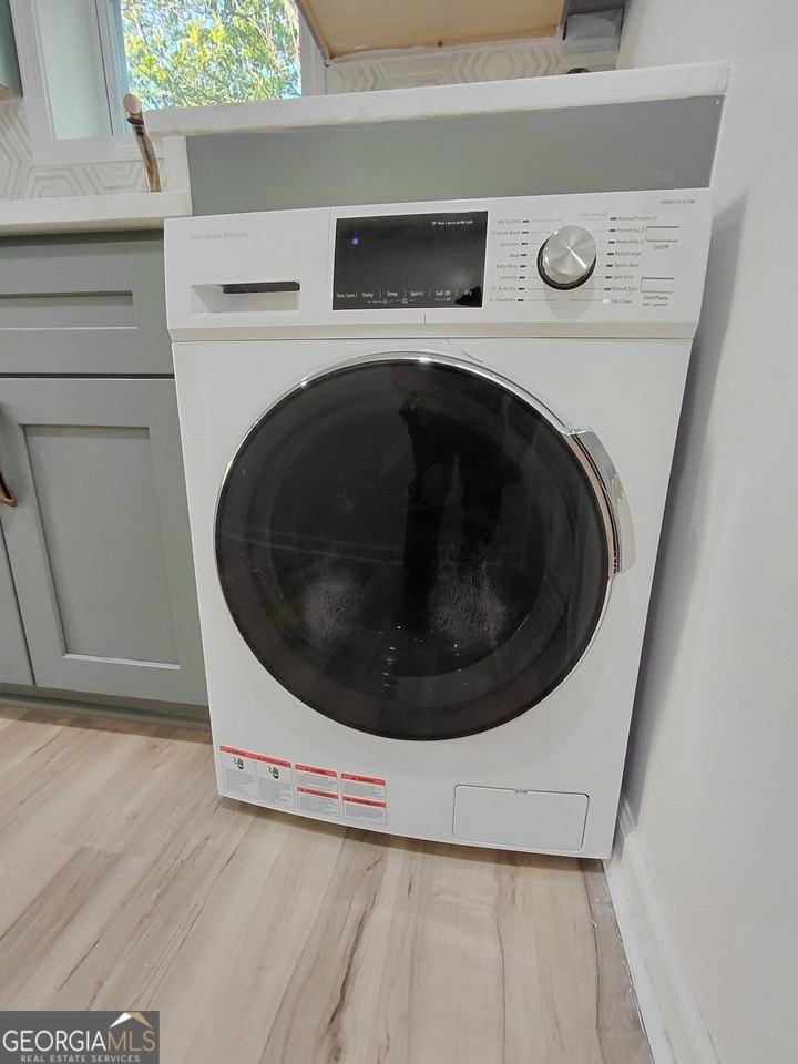 344 Blossom Ave - Photo 4 of 16