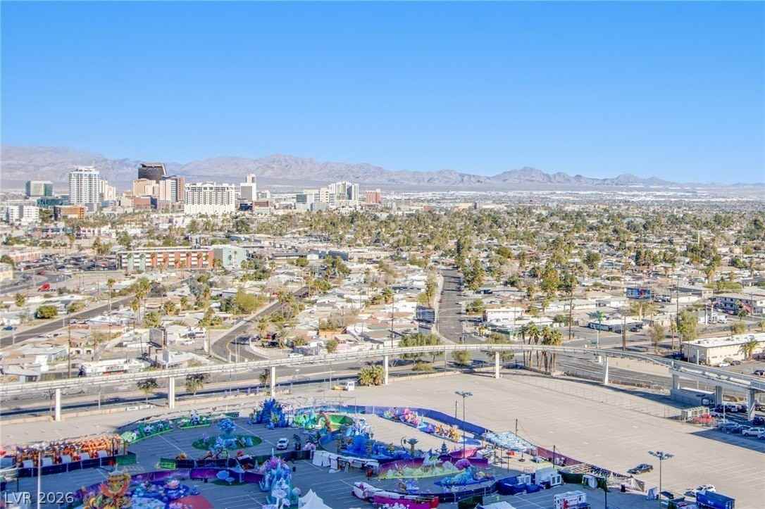 222 Karen Ave #1802 - Photo 3 of 29