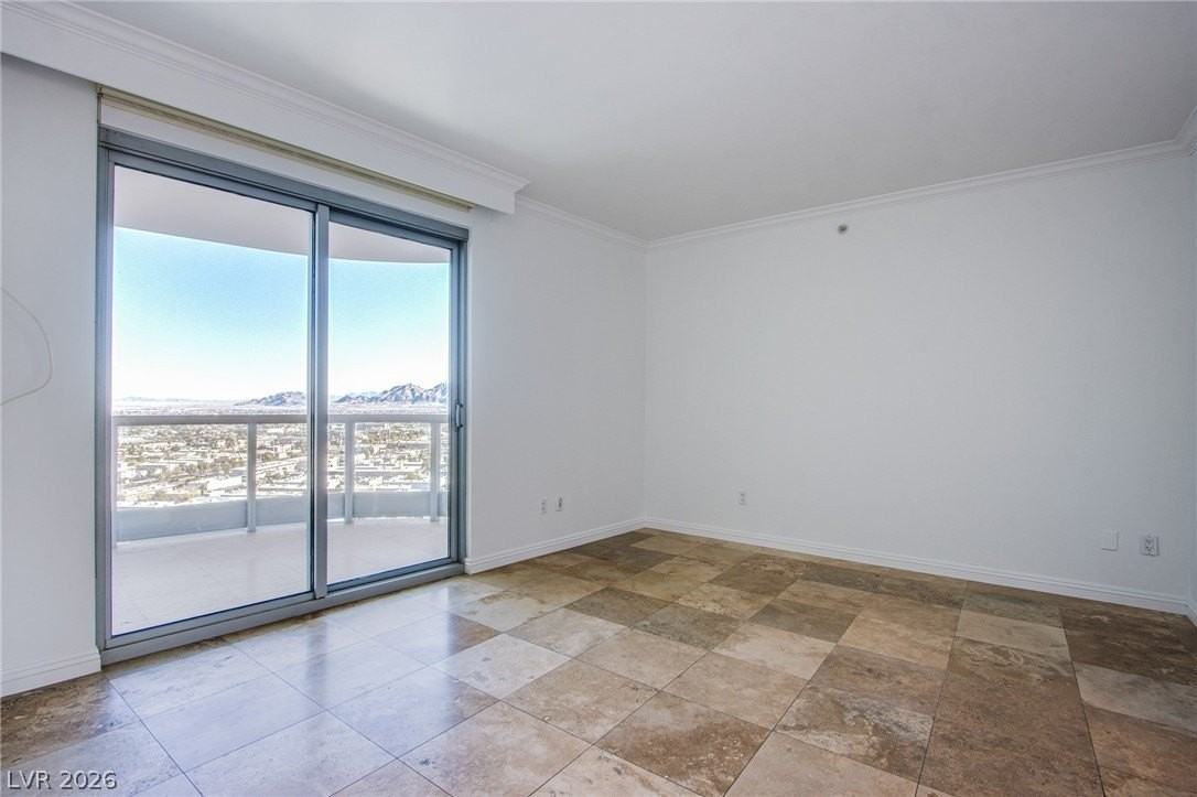 222 Karen Ave #1802 - Photo 5 of 29