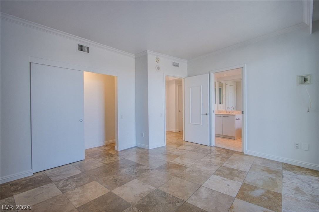 222 Karen Ave #1802 - Photo 7 of 29