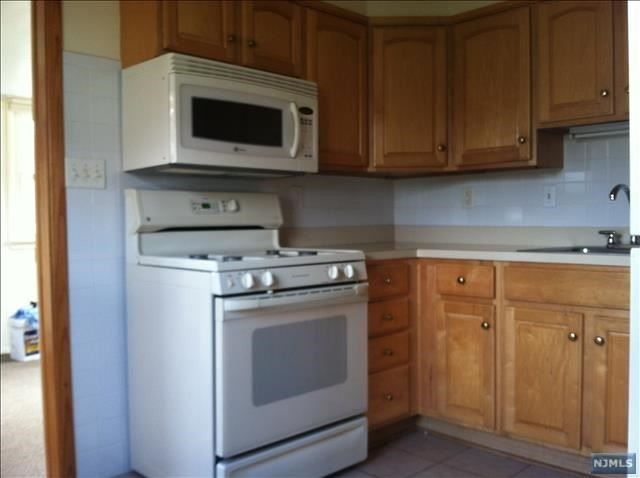 29 Ave B - Photo 2 of 6