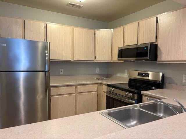 1005 E Duncan St Apt 1d #1D - Photo 4 of 17