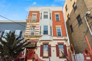 211 41st St #2 - Photo 1 of 1