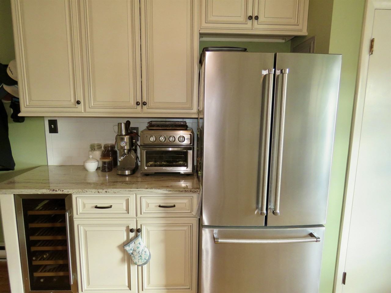 1011 Park Ave #5R - Photo 5 of 16