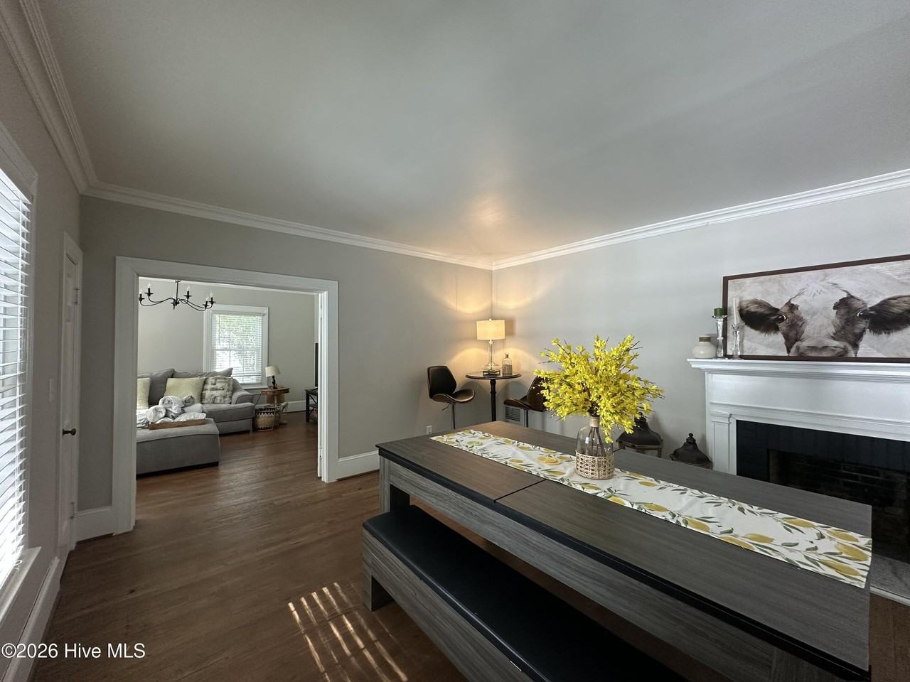 114 E 12th St - Photo 3 of 24