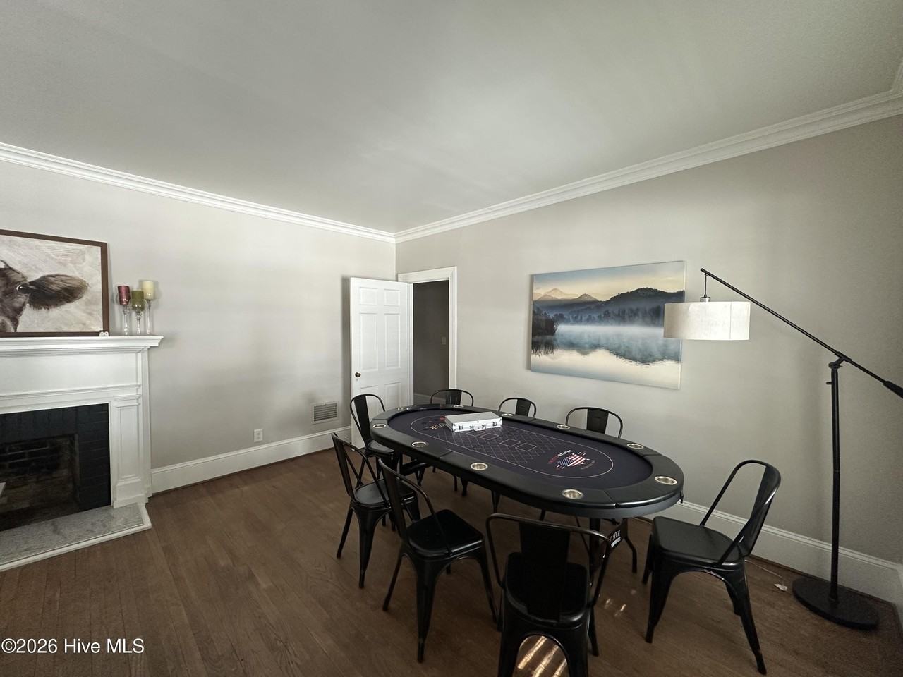 114 E 12th St - Photo 4 of 24