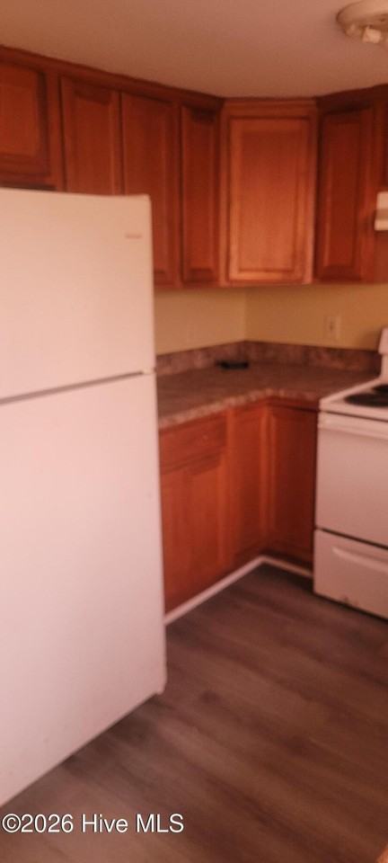 305 Queen St - Photo 6 of 7