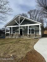 featured image of 1509 Lawson Ave