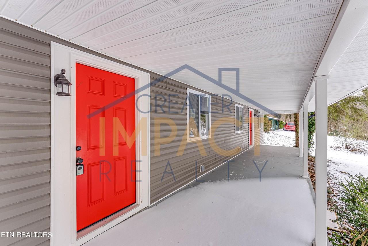 2506 Legion Dr - Photo 4 of 19