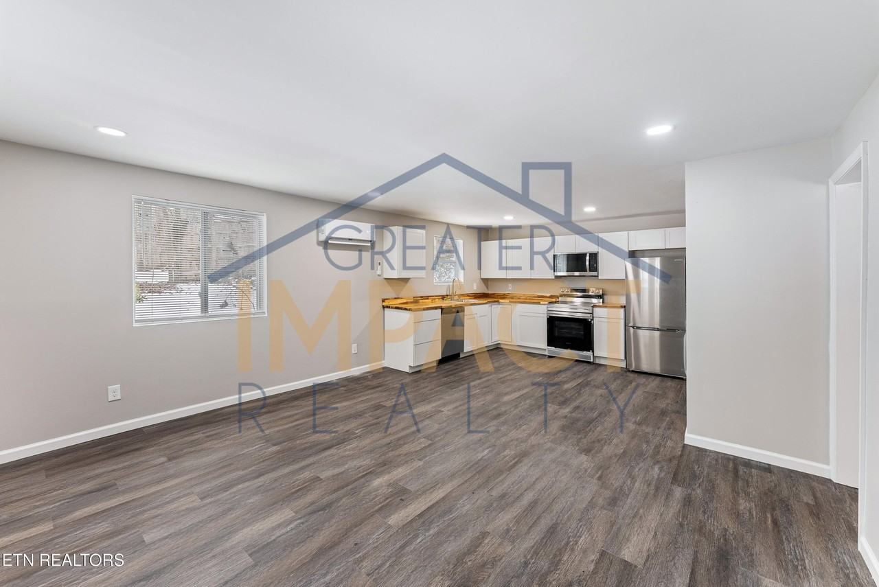 2506 Legion Dr - Photo 5 of 19