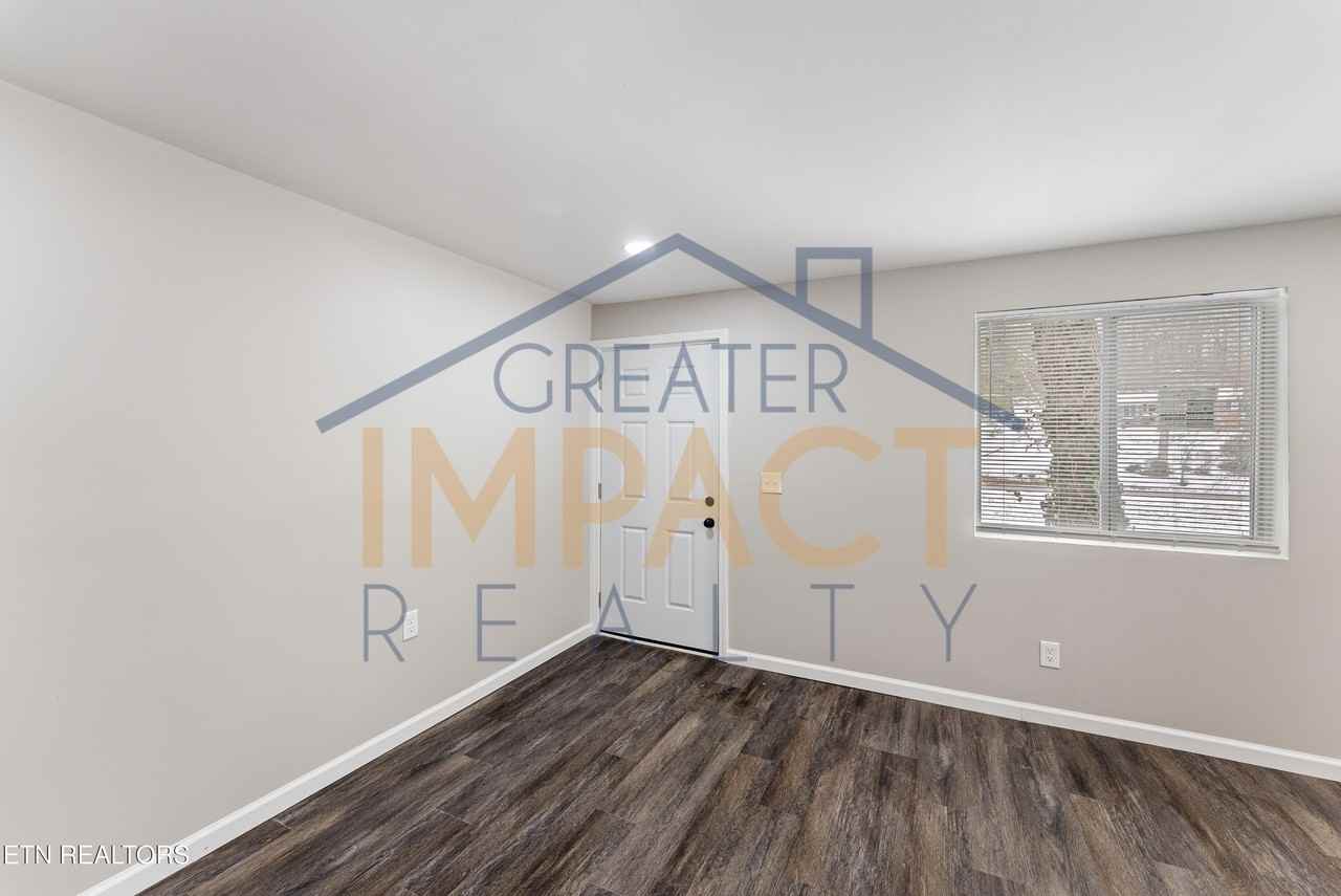 2506 Legion Dr - Photo 7 of 19