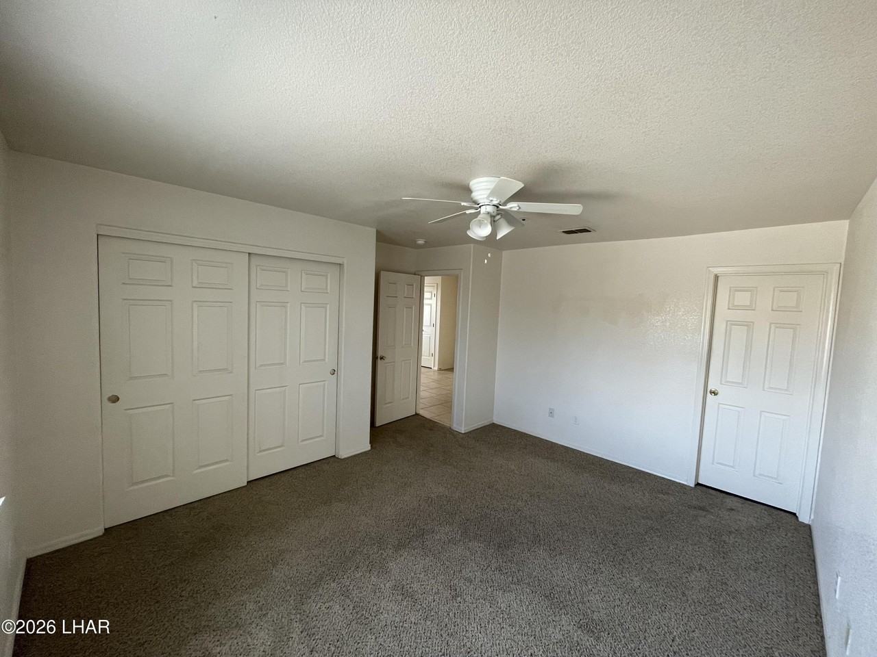 3041 Caliente Dr Apt 102 #102 - Photo 5 of 8