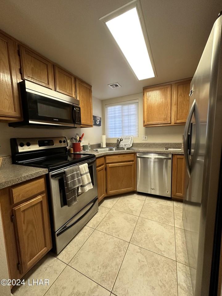 3210 Sweetwater Ave Unit 129 #129 - Photo 6 of 20