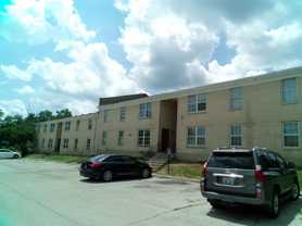 140 Landings Dr Apt 2 #2 - Photo 1 of 1