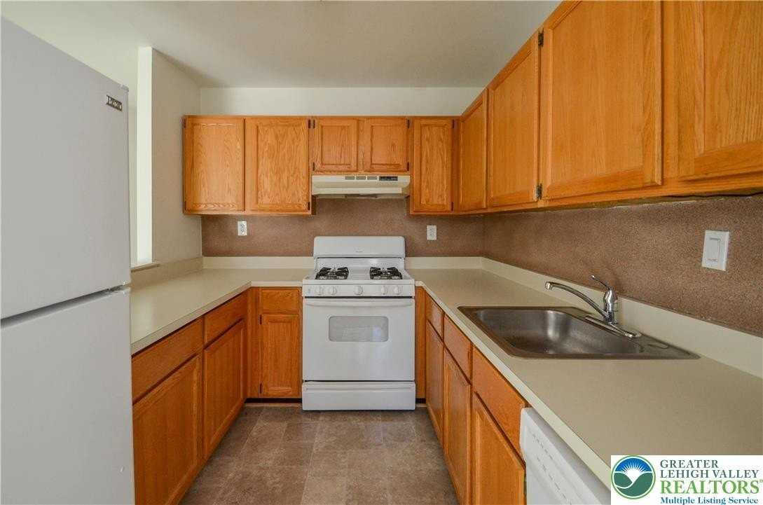 167 William Penn Dr - Photo 7 of 23