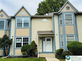 102 Quaker Dr - Photo 1 of 1