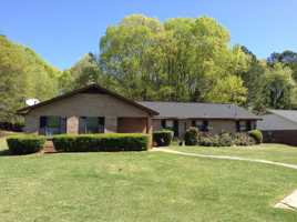 featured image of 101 Saint Andrews Ct